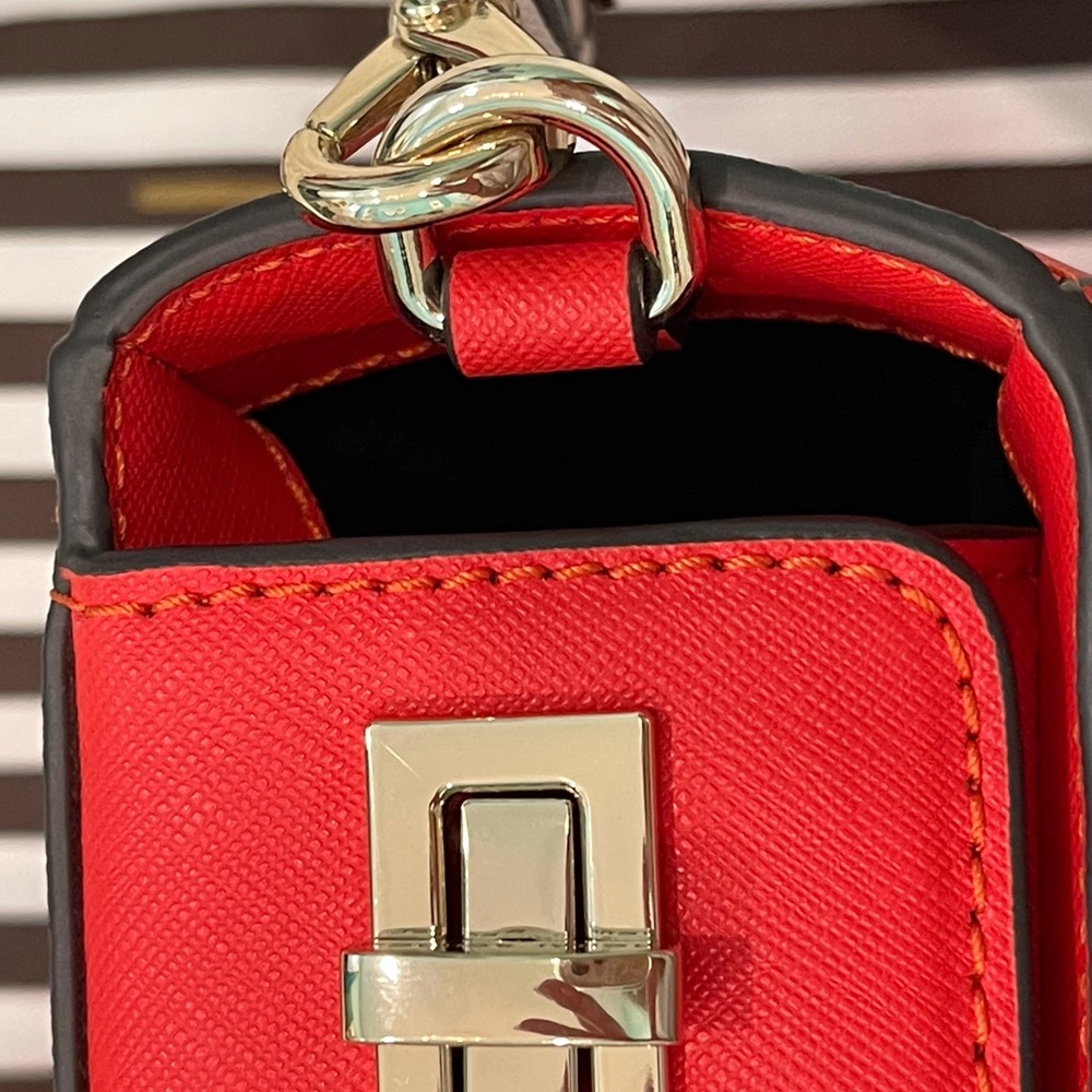 Henri Bendel Limited Edition Bouquet  bag - Picture 11 of 15